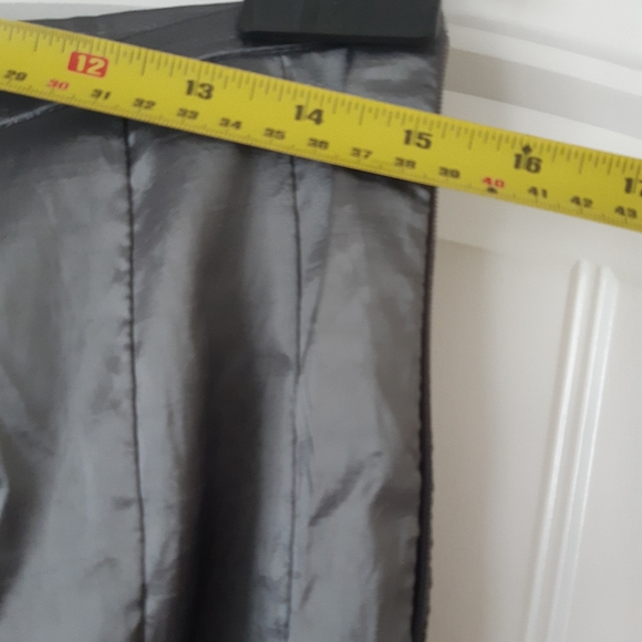 Beautiful silver grey skirt - Picture 8 of 8